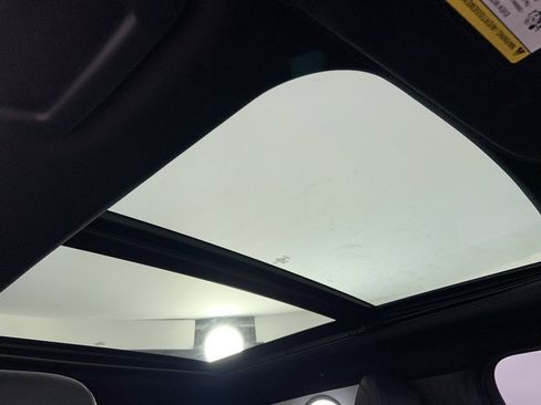 Used 2021 Ford Expedition Limited image 18