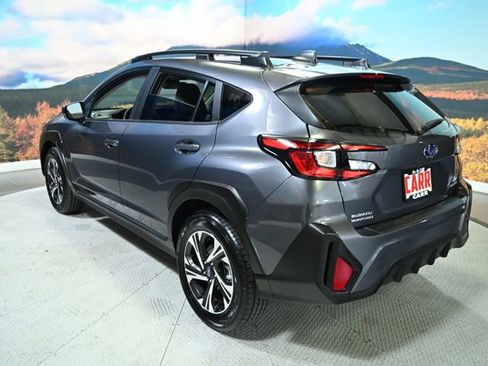 Used 2025 Subaru Crosstrek 2.0i Premium image 11