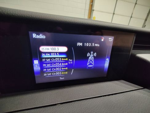 Used 2019 Lexus IS 300 F Sport w/ F Sport Package image 34