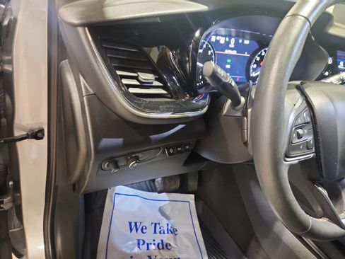 Used 2023 Buick Envision Avenir image 15