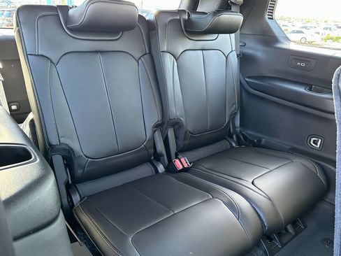 New 2025 Jeep Grand Cherokee L Limited image 14