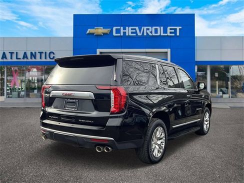 Certified 2022 GMC Yukon Denali image 6