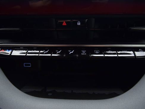 Used 2024 FIAT 500 e (RED) image 25