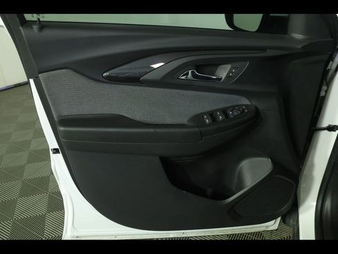 Used 2023 Chevrolet TrailBlazer LT w/ Convenience Package image 21