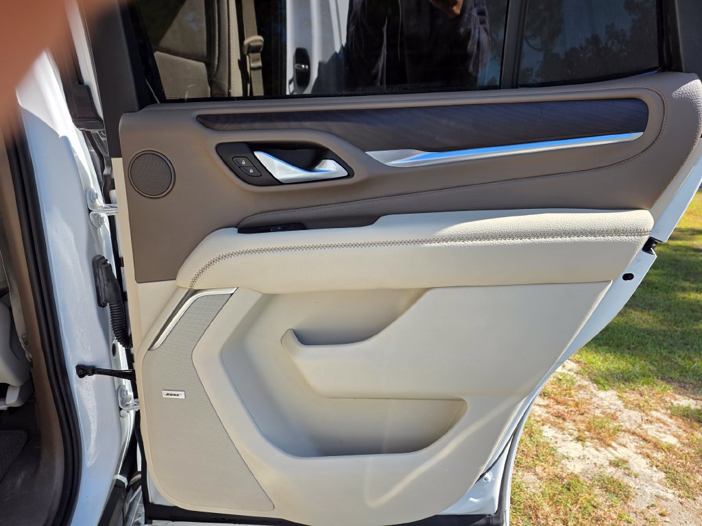 Used 2022 GMC Yukon Denali RWD image 26