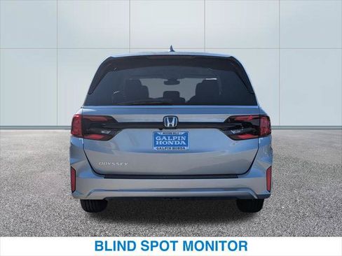 New 2026 Honda Odyssey EX-L image 8