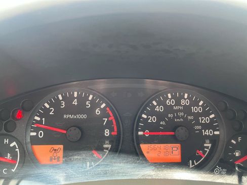 Used 2014 Nissan Frontier SV AWD/4WD image 16