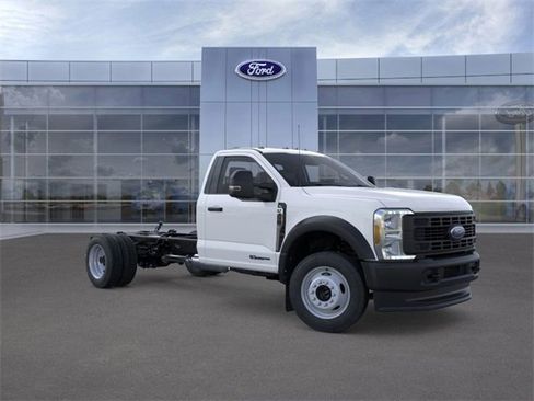 New 2026 Ford F450 XL image 7