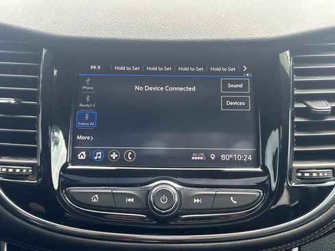 Used 2020 Chevrolet Trax Premier image 16