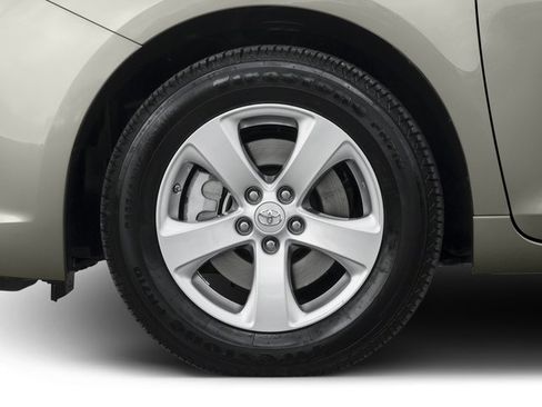 Used 2017 Toyota Sienna L FWD image 12