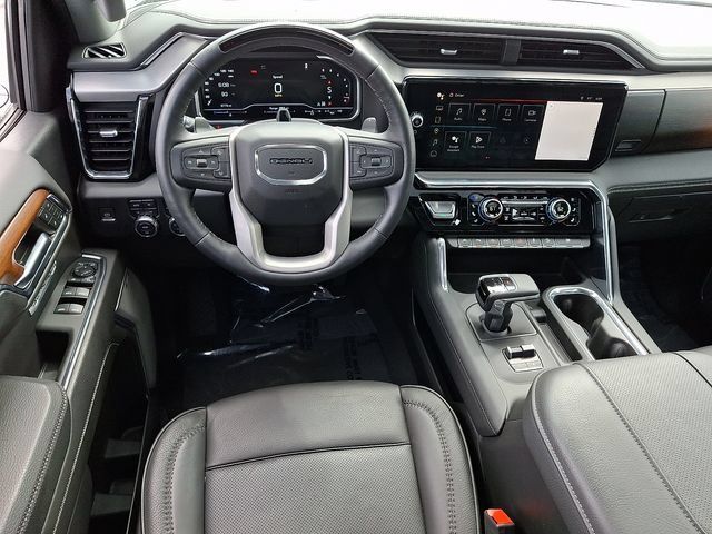Certified 2023 GMC Sierra 1500 Denali w/ Technology Package AWD/4WD image 11