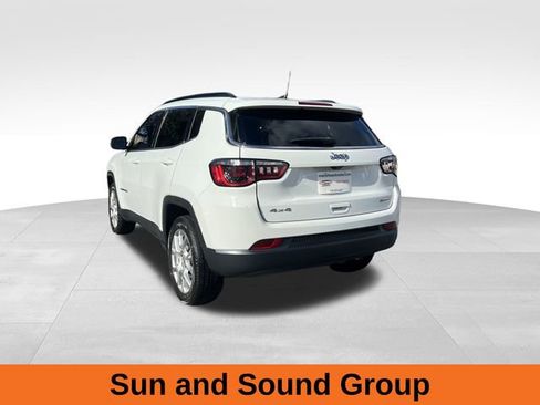 Used 2022 Jeep Compass Latitude w/ Sun and Sound Group image 3