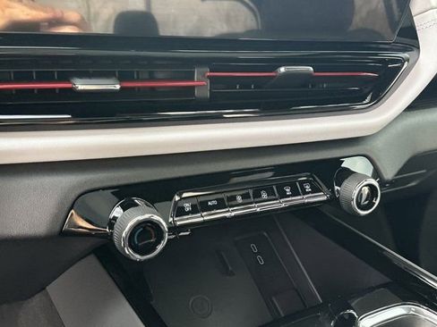 Used 2025 Chevrolet Silverado EV RST image 36