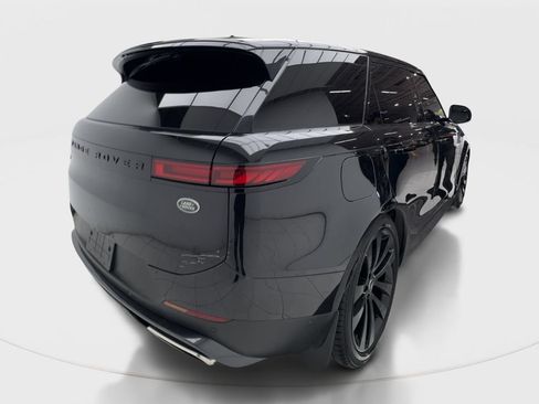 Used 2023 Land Rover Range Rover Sport SE AWD/4WD image 7