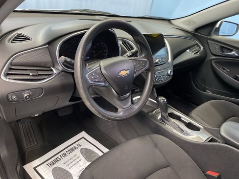 Used 2019 Chevrolet Malibu LT image 10