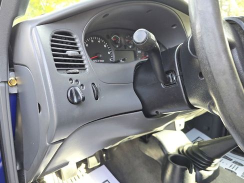 Used 2005 Ford Ranger 2WD SuperCab image 21