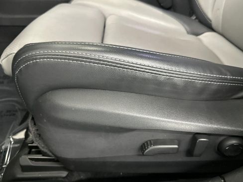 Used 2023 Subaru Outback Limited image 14