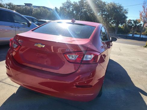 Used 2018 Chevrolet Cruze LT w/ LT Fleet Convenience Package FWD image 28