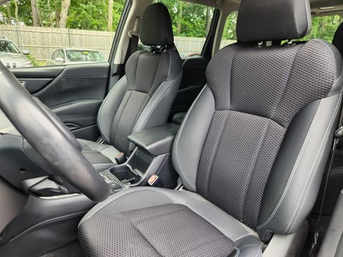 Used 2022 Subaru Forester Premium AWD/4WD image 8