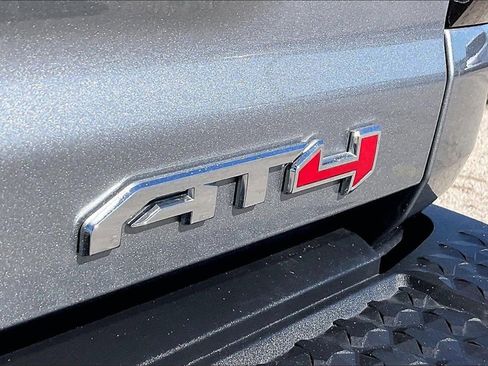 Certified 2025 GMC Canyon AT4 w/ AT4 Premium Package image 21