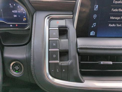 Used 2022 Chevrolet Tahoe LT w/ Luxury Package RWD image 12