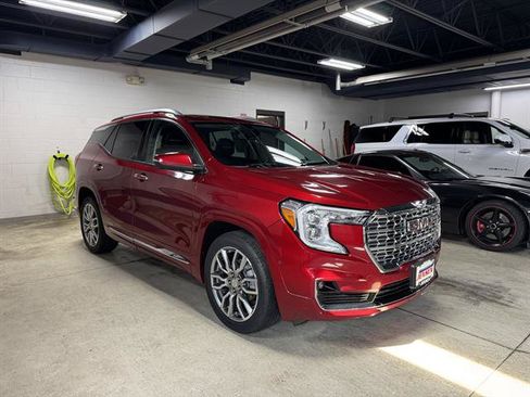 Certified 2023 GMC Terrain Denali w/ Denali Premium Package AWD/4WD image 3