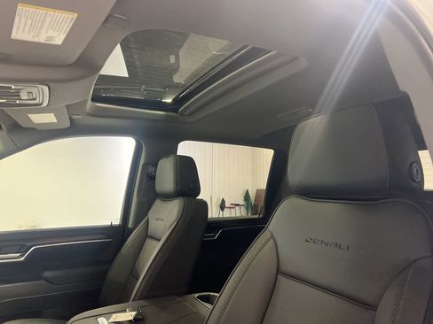 New 2026 GMC Sierra 3500 Denali w/ Denali Reserve Package image 12