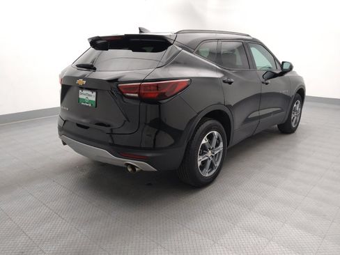 Used 2024 Chevrolet Blazer LT w/ Convenience Package FWD image 9