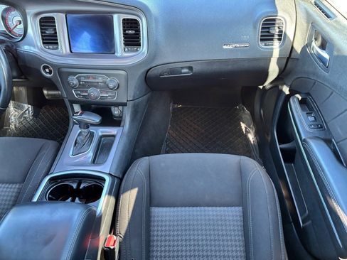 Used 2023 Dodge Charger SXT image 17