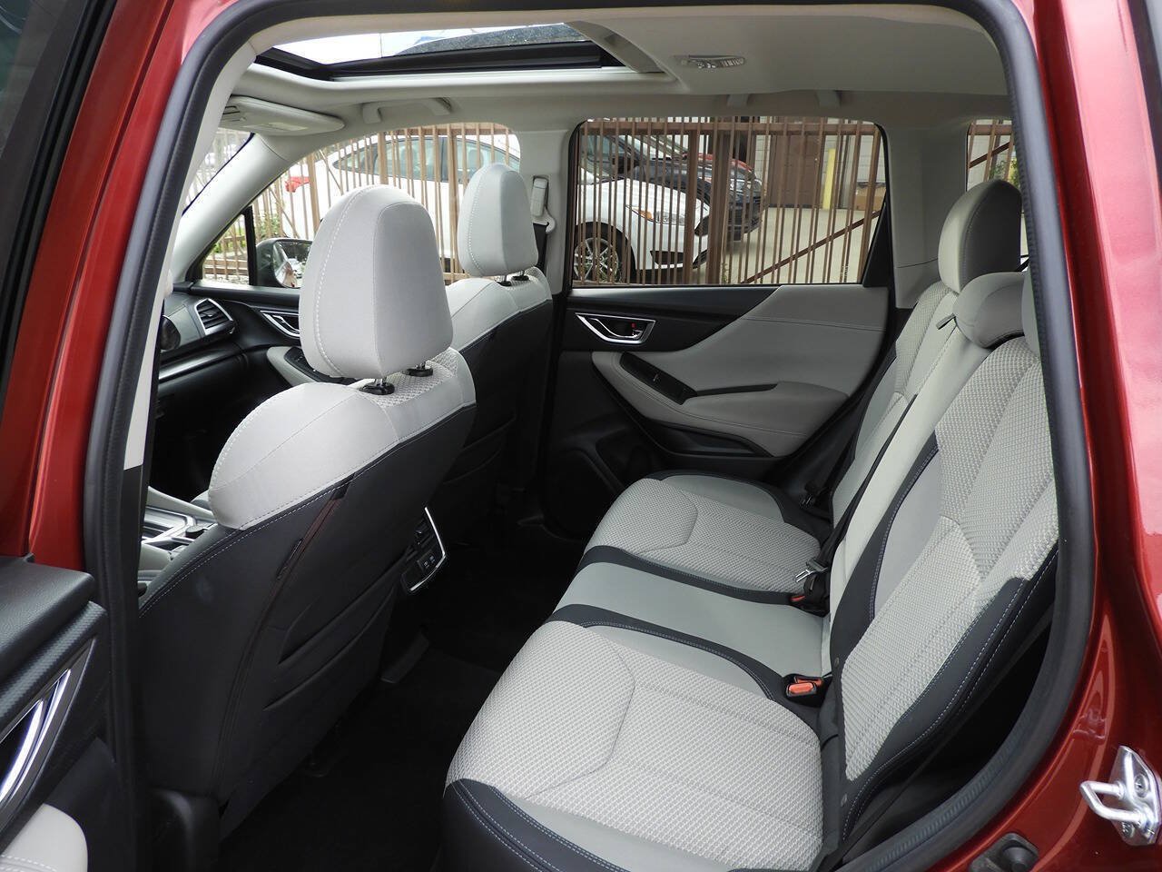 Used 2019 Subaru Forester Premium AWD/4WD image 23