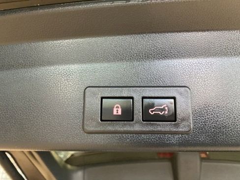 Used 2021 Subaru Ascent Touring w/ Popular Package #2 AWD/4WD image 10