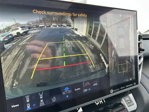 Used 2024 Toyota Tundra Platinum image 25