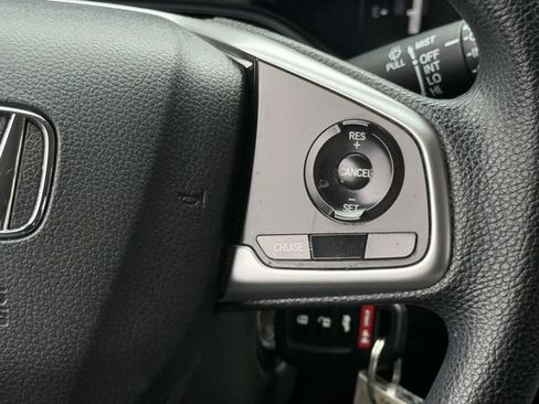 Used 2019 Honda CR-V LX image 14