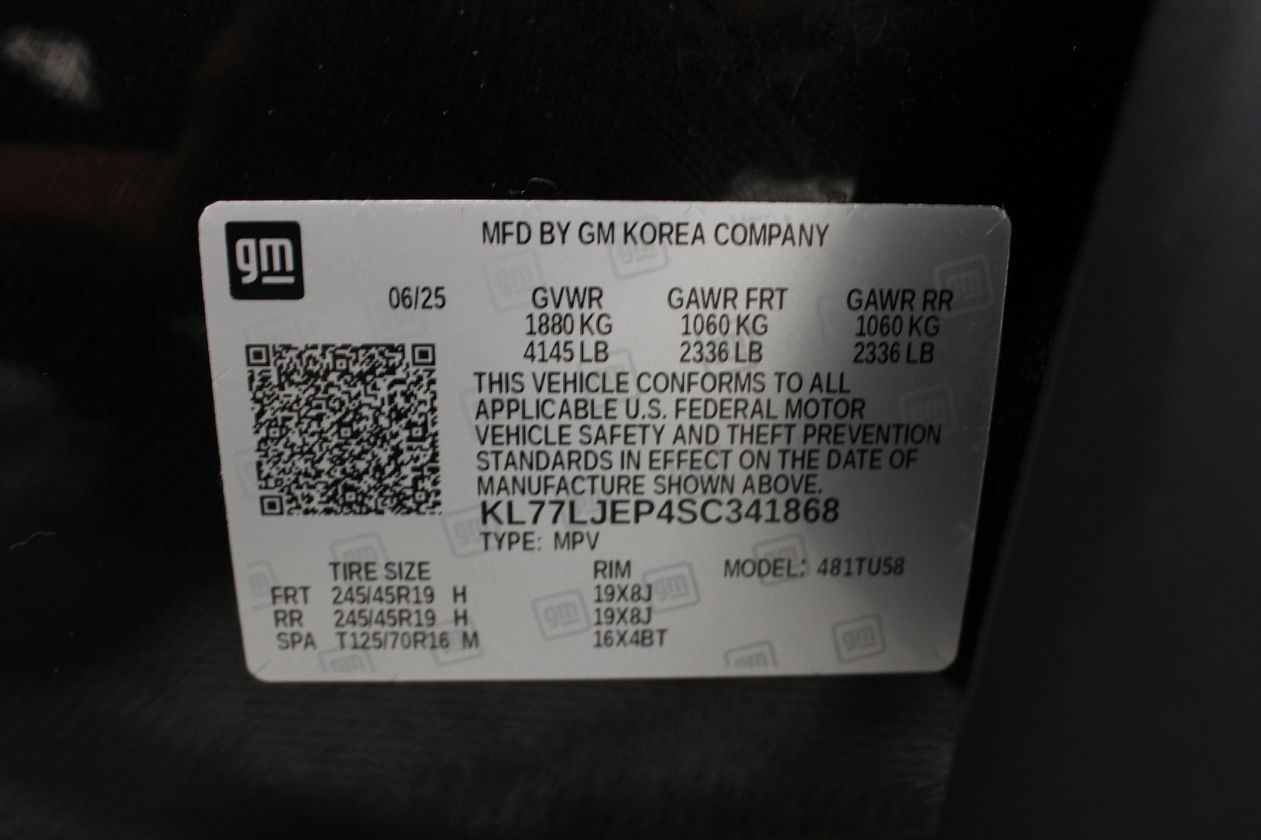 Used 2025 Chevrolet Trax RS w/ Sunroof Package FWD image 39