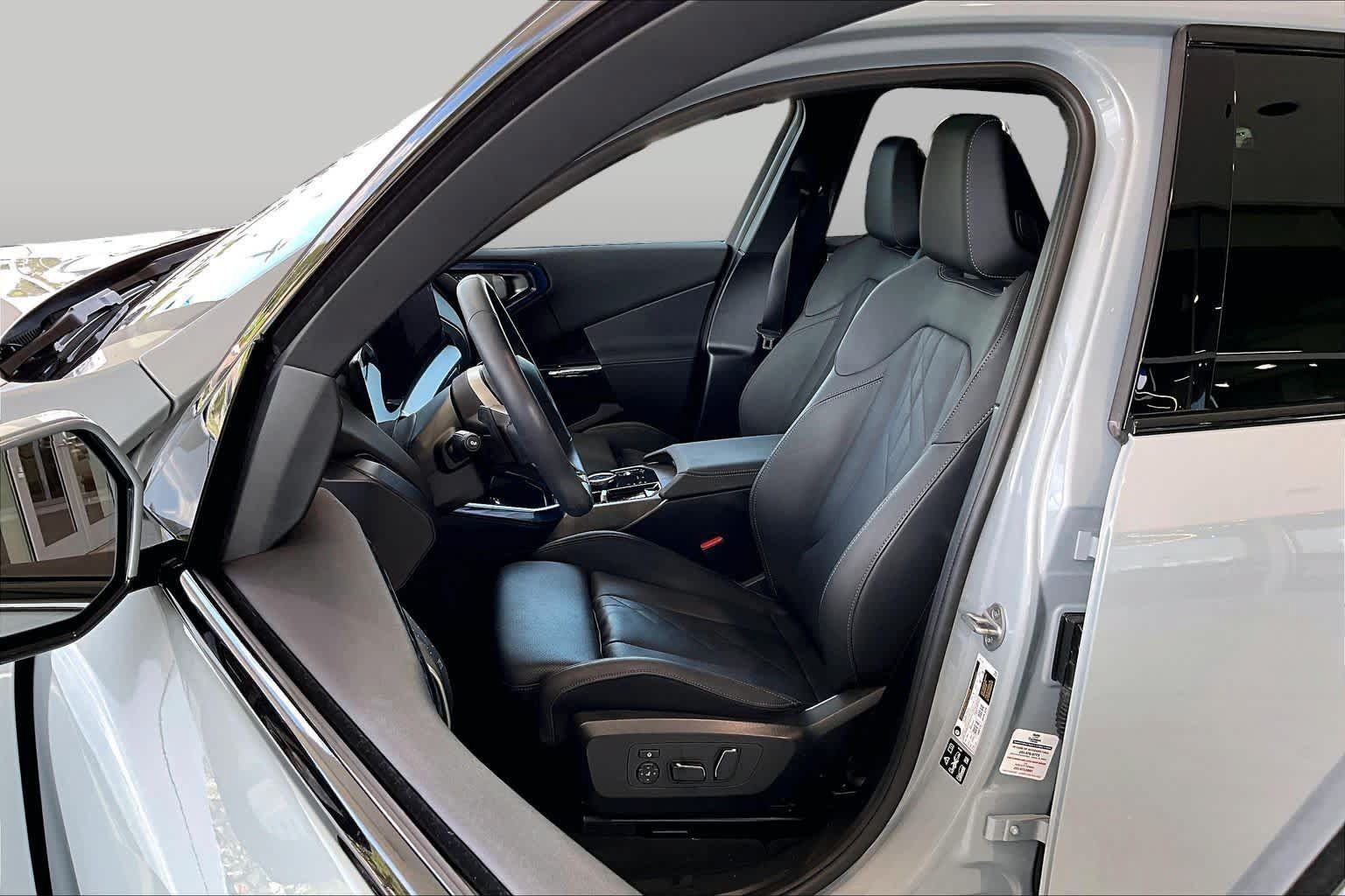 Used 2026 BMW X3 xDrive30i w/ Premium Package AWD/4WD image 7