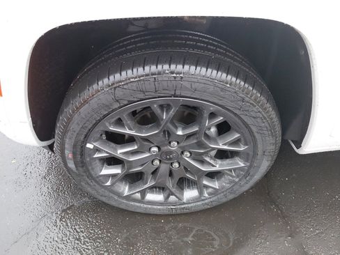 New 2026 Jeep Grand Cherokee Summit image 30