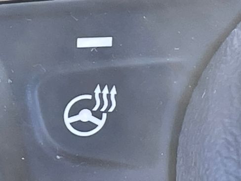 Certified 2023 Chevrolet Equinox RS w/ RS Leather Package image 13