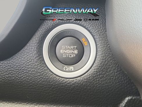 Used 2023 RAM 1500 Laramie image 27