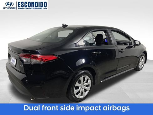 Used 2023 Toyota Corolla LE image 5