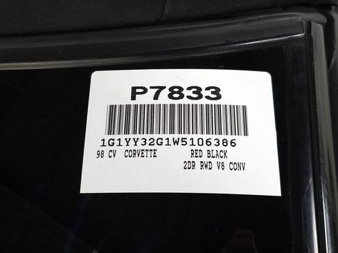 Used 1998 Chevrolet Corvette Convertible w/ Memory Pkg RWD image 33