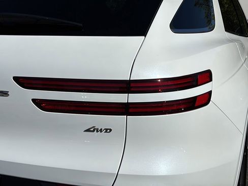 Certified 2026 Genesis GV70 2.5T AWD/4WD image 45