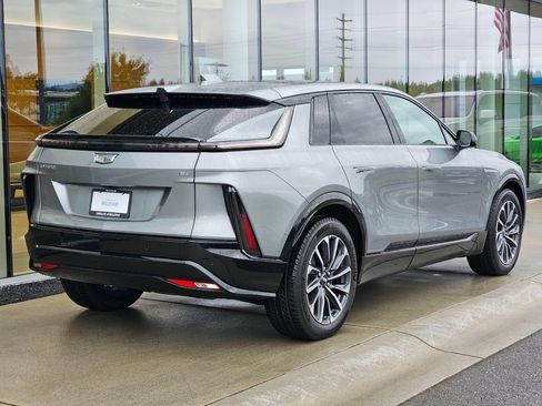 New 2027 Cadillac Lyriq Sport AWD/4WD image 5