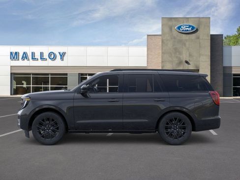 New 2026 Ford Expedition Platinum w/ Stealth Appearance Package image 3