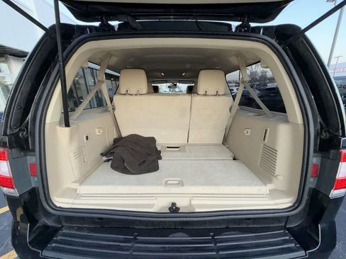 Used 2017 Lincoln Navigator L Reserve image 21