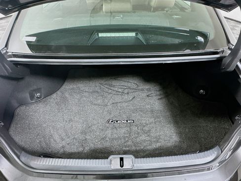 Used 2024 Lexus ES 350 w/ Premium Package image 29