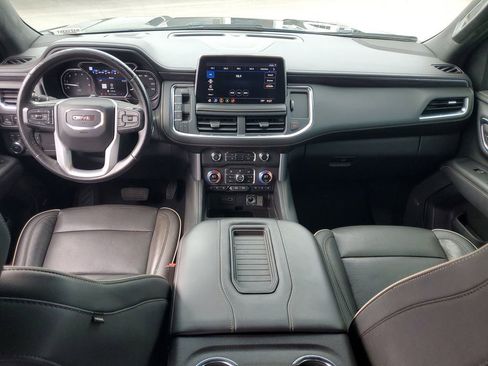 Used 2021 GMC Yukon SLT w/ SLT Premium Package AWD/4WD image 17