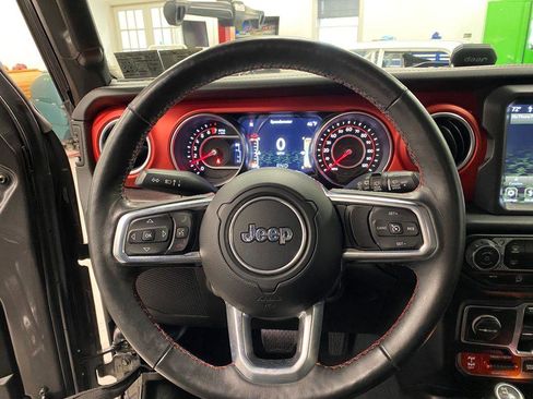 Used 2018 Jeep Wrangler Unlimited Rubicon w/ Dual Top Group image 4