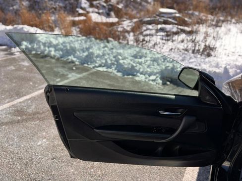 Used 2018 BMW M2 image 14