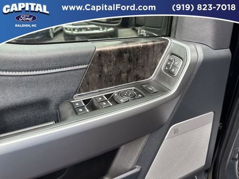 Used 2025 Ford F350 Lariat w/ Black Appearance Package image 20