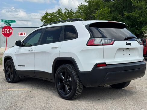 Used 2020 Jeep Cherokee Latitude Plus FWD image 4